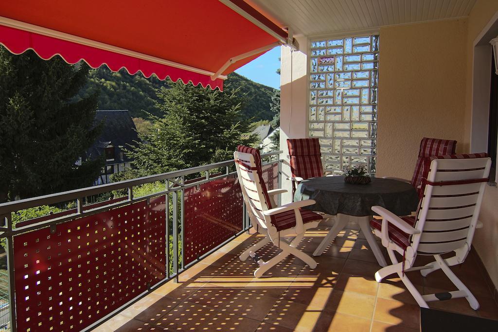 Ferienwohnung Burgblick Bullay Exterior foto